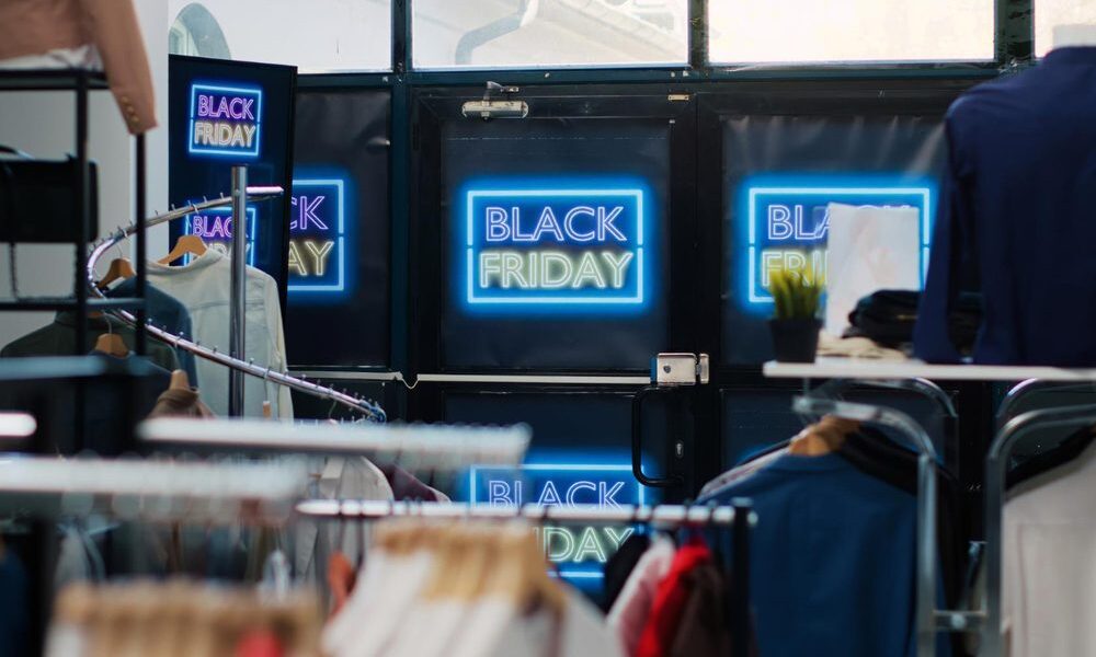 Temporada de descontos ganha força e exige atenção para separar ofertas reais de falsas promoções
