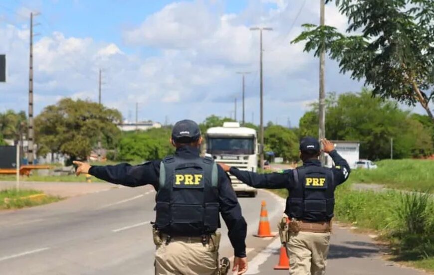 PRF inicia Operação Finados 2026 e reforça fiscalização nas rodovias federais da região