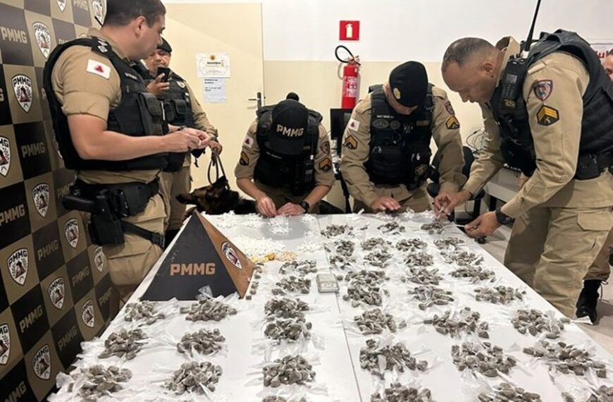 PM apreende quase 2 mil porções de drogas e prende dois suspeitos em Muriaé