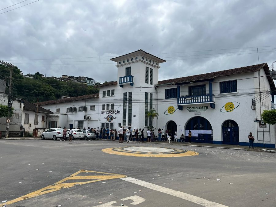 Votação segue tranquila em Leopoldina neste domingo de eleições