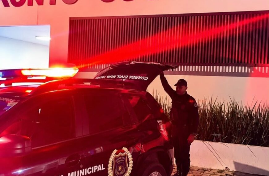 Gritos de socorro levam GCM a apartamento e homem é preso por violência doméstica em Leopoldina
